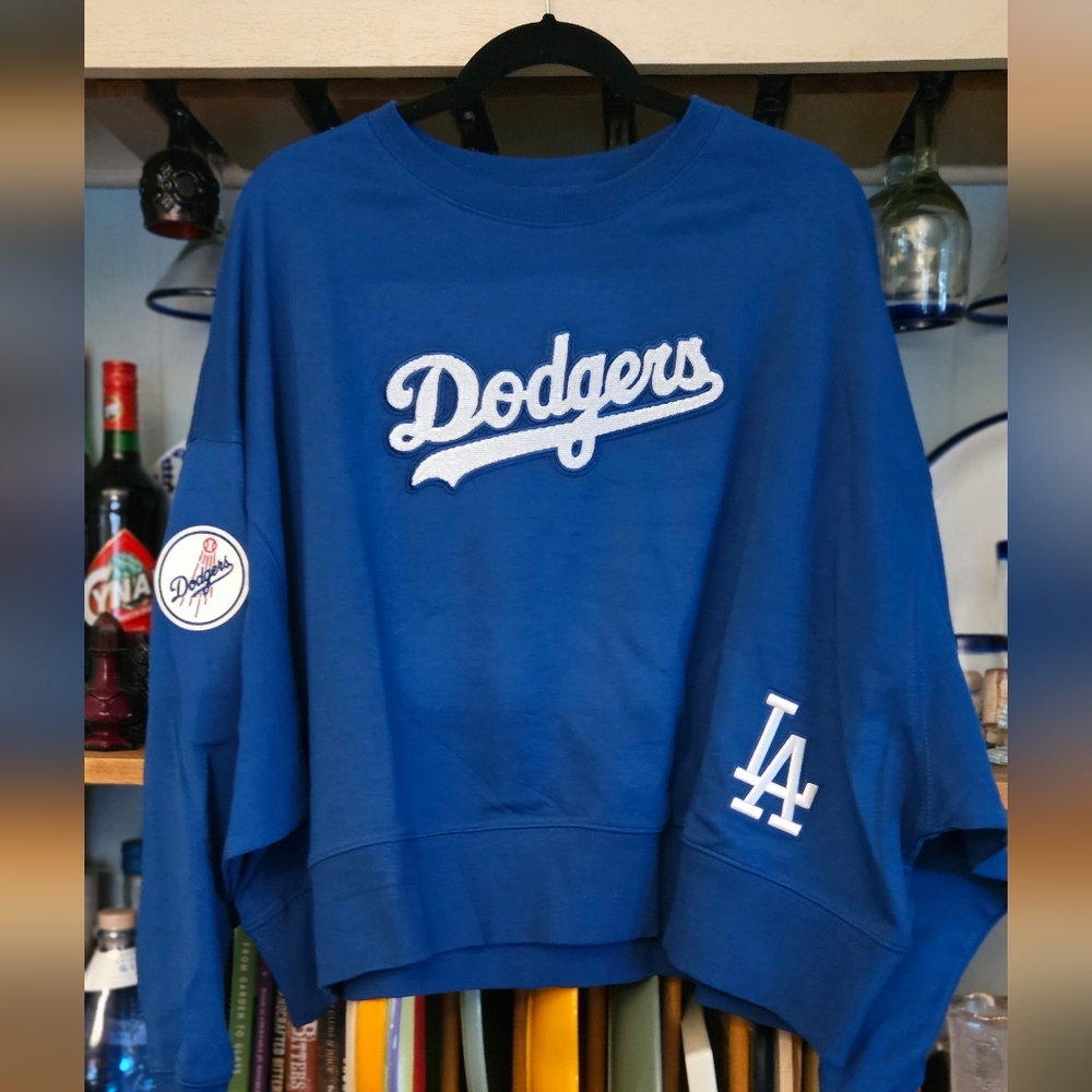 Crop Dodgers Women's Sweatshirt